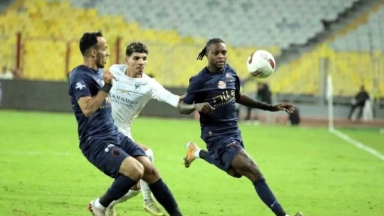 توقيت حاسم.. موعد مباراة الزمالك والمصري في الكونفدرالية والقنوات الناقلة للمواجهة المرتقبة